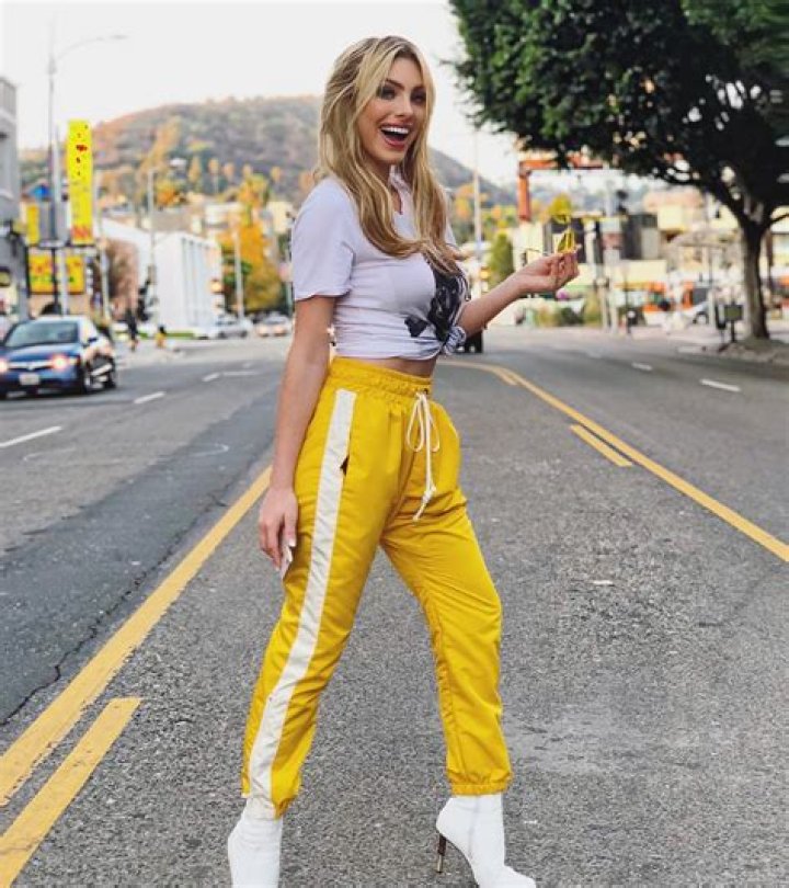 23 Lele Pons Insanely Hot halfnude photos You won&rsquo;t regret seeing!