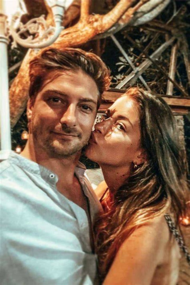 (3) Twitter Daniel lissing, Family reunion, Daniel