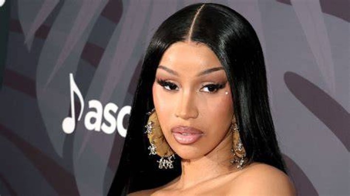 5 Pictures Of Cardi B Without No Makeup MYREGISTRYWEDDING