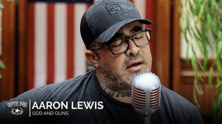 Aaron Lewis - God and Guns (Acoustic) // Country Rebel HQ Session - aaron lewis cover songs youtube