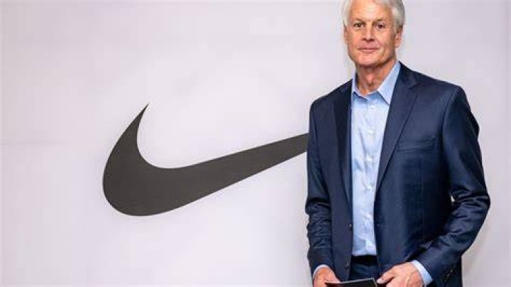 Abziehen hacken Herrlich nike owner net worth Heiraten Jeder So viele