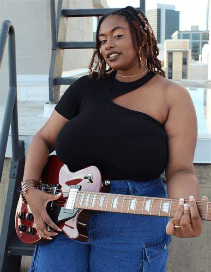Actress and musician talks performing in &lsquo;Richard II,&rsquo; &lsquo;The Chi&rsquo; and