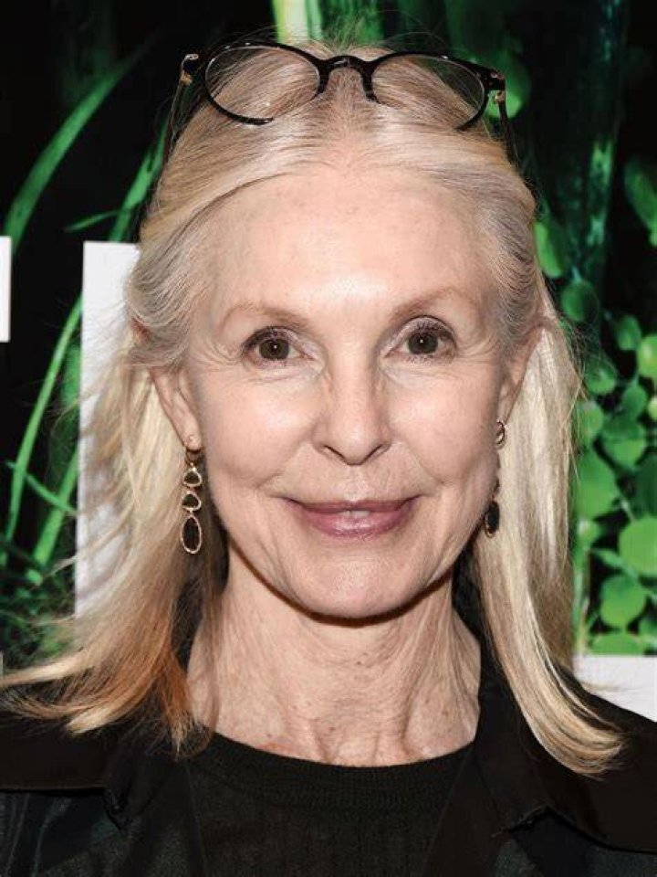 Actress Victoria Tennant Bio, Career, The Winds of War, Age, Family, Husband, Matthew Chapman, Steve