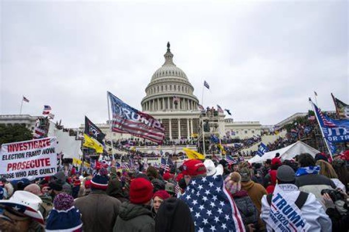 After Capitol riot, Rep. Paul Gosar's siblings have new target dental