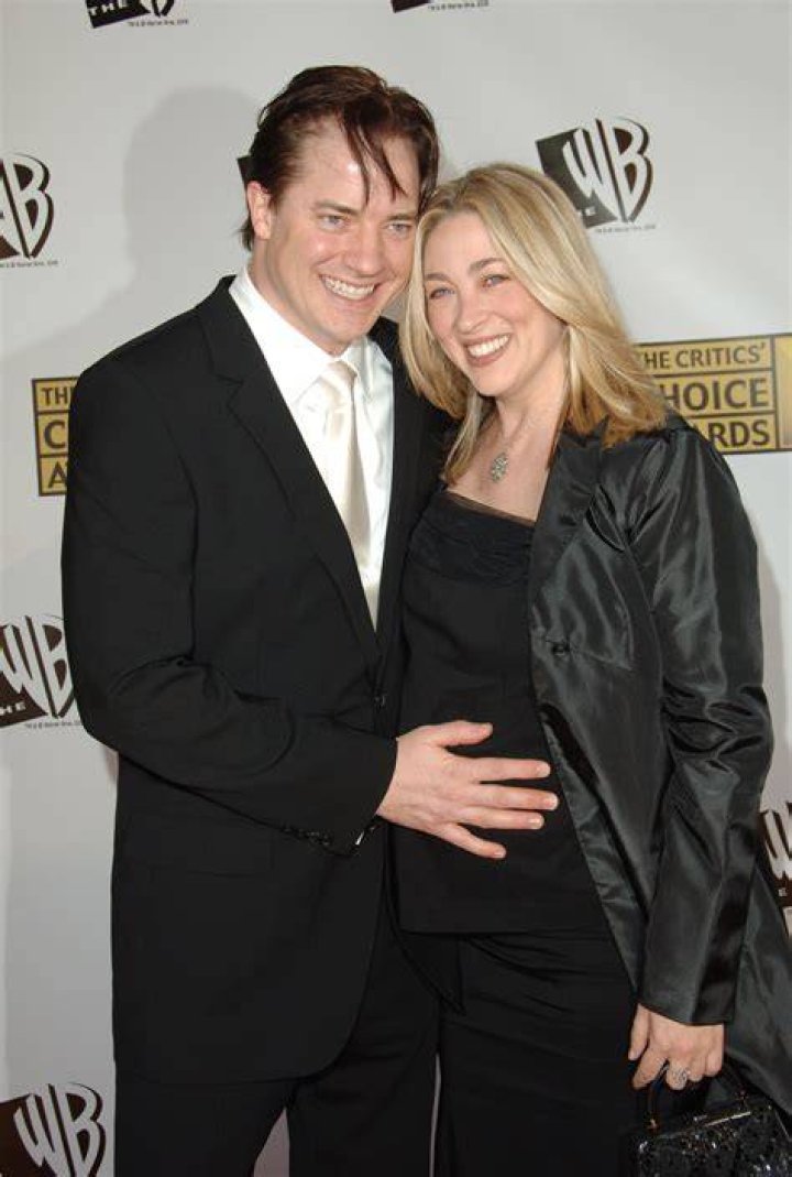 afton smith with ex husband brendan fraser and two kids