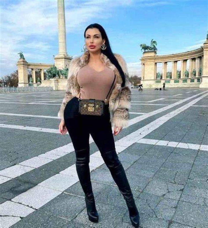 Aletta Ocean net worth, age, height, bio, birthday, wiki, and salary |