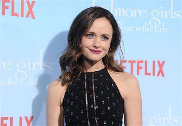 Alexis Bledel's Feet I piedi di Alexis Bledel Celebrities Feet 2023