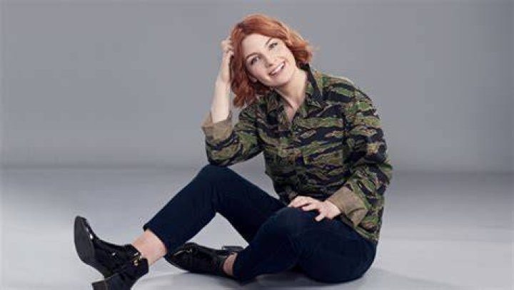Alice Levine Net Worth 2022 Age, Height, Weight, Dating & More