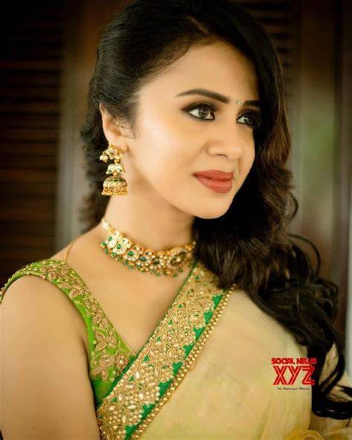 Anchor Anjana Rangan Beautiful New Stills Social News XYZ