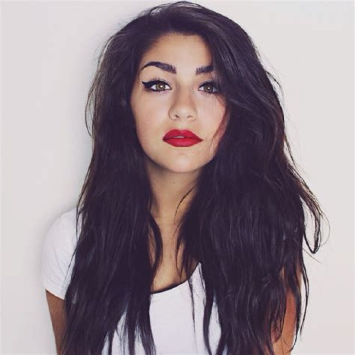 Andrea Russett Net Worth, Bio, Wiki, Family, Age, Height