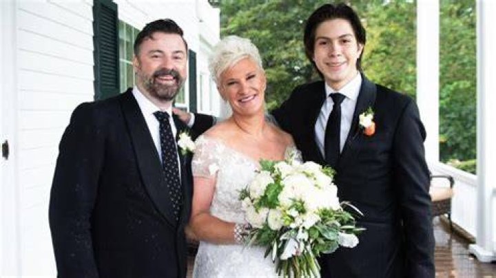 Anne Burrell is Married to husband Stuart Claxton since 2021 Famous Chefs