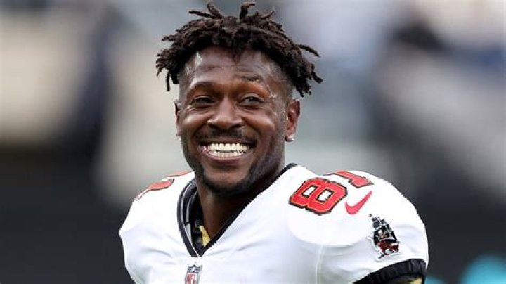Antonio Brown's Girlfriend Chelsie Kyriss (Photos Pics) The Baller