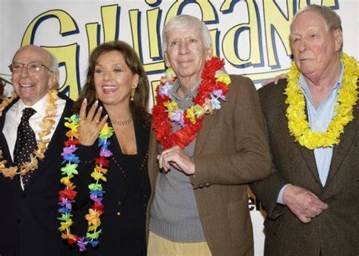 Are there any living cast members of Gilligan's island?