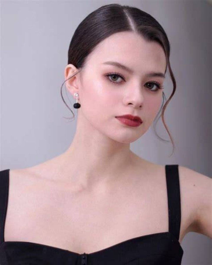 Becky Armstrong Profile and Facts (Updated!) Kpop Profiles