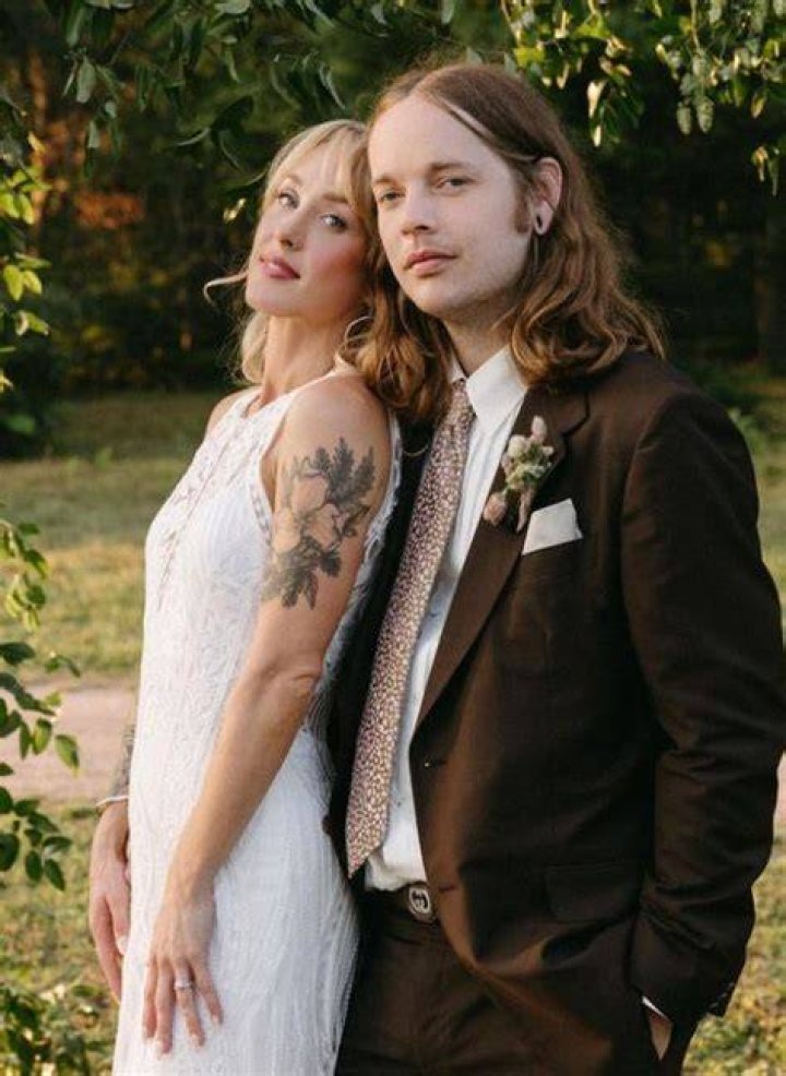 Billy Strings Wife Ally Dale's Career, Achievements, and Net Worth