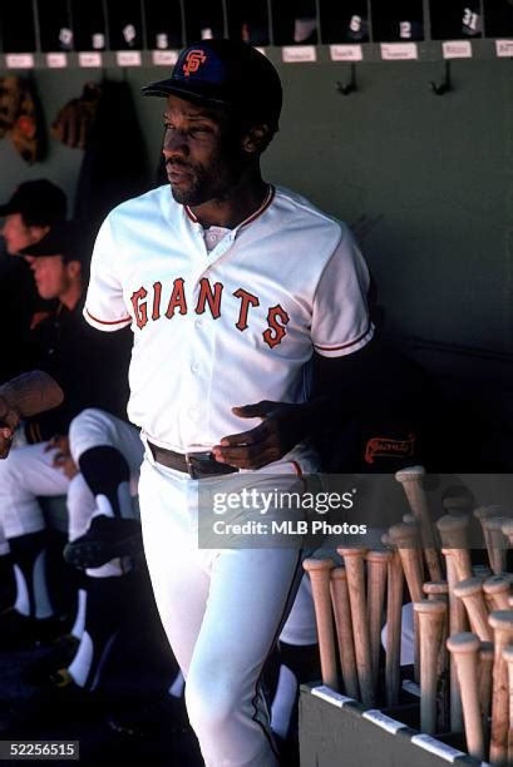 BOBBY BONDS / 19462003 / Giants lose one of their greats / 3time All