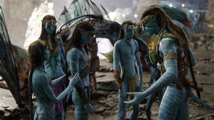 Box Office: Avatar 2 Scores $90 Million Over Holiday Weekend, Babylon Bombs at Chr