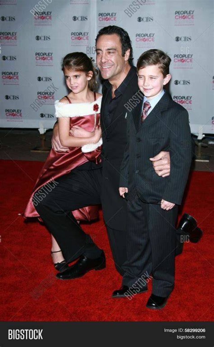 Brad Garrett & his kids Stock Editorial Photo © Jean_Nelson 12977422