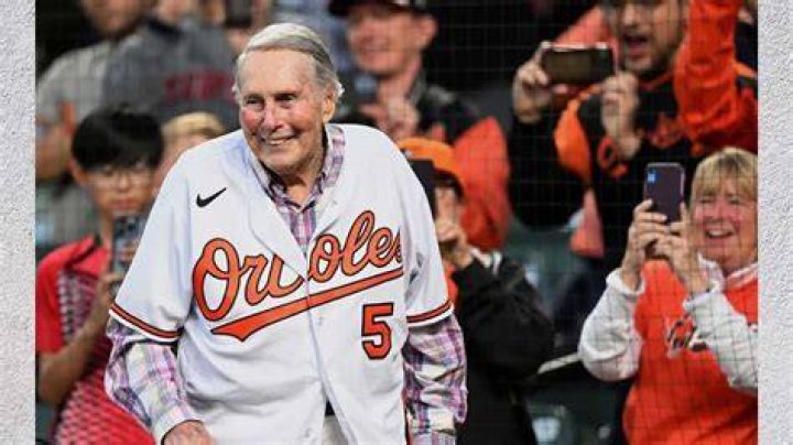 Brooks Robinson Biography, Age, Height, Wife, Net Worth, Family ·