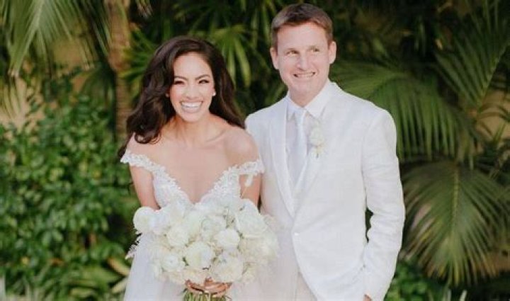 Bryiana Noelle Flores bio Rob Dyrdek's wife, model, and entrepreneur