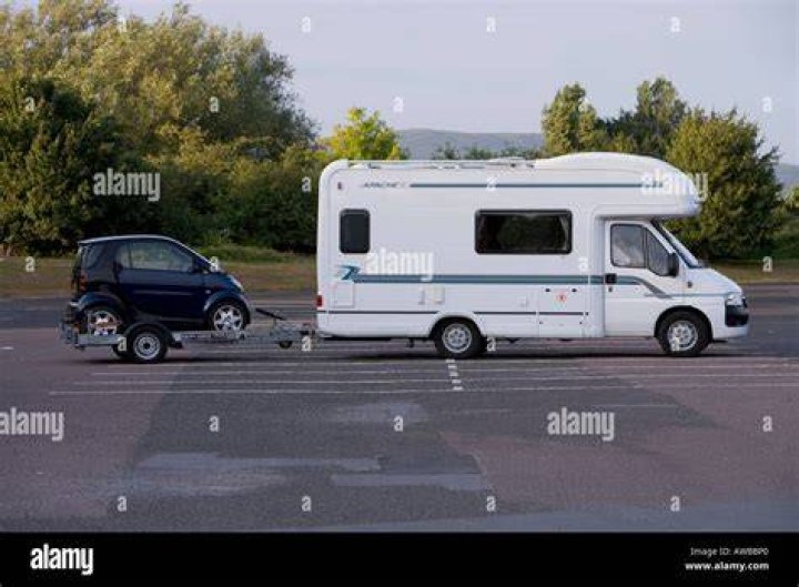 Can a Smart car be towed behind a motorhome? |
