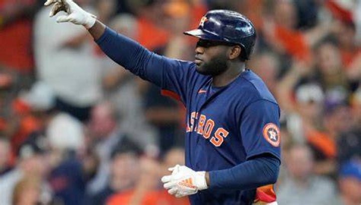 Can Yordan Alvarez Speak English? Ethnicity And Nationality