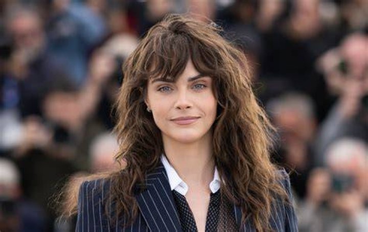 Cara Delevingne's Feet wikiFeet Cara delevingne, Heels, Feet