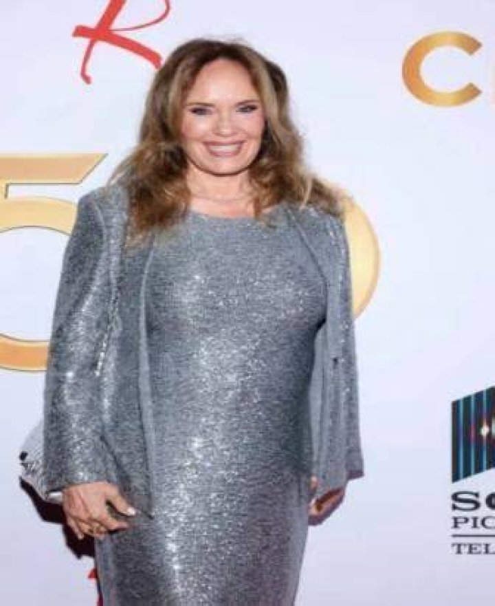 Catherine Bach Net Worth 2023 USA Issue