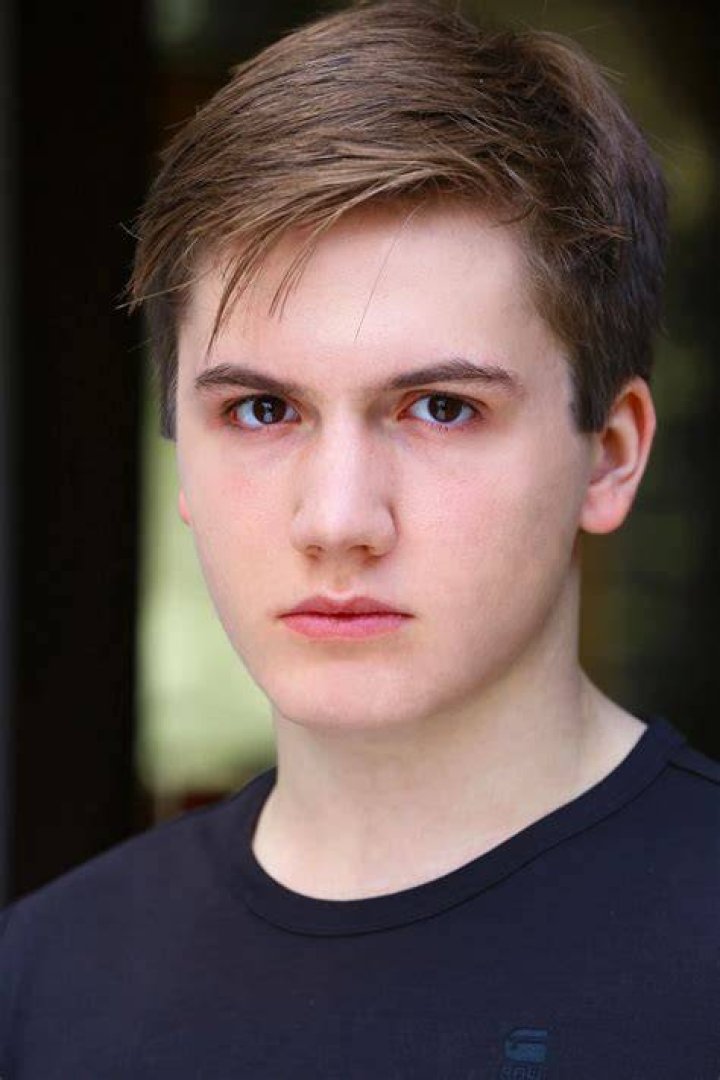Celebrities Judah Nelson, List best free movies Two and a Half Men