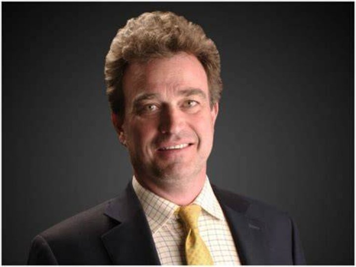 Charles Hurt BioAge, Education, Height, Wife, Children.