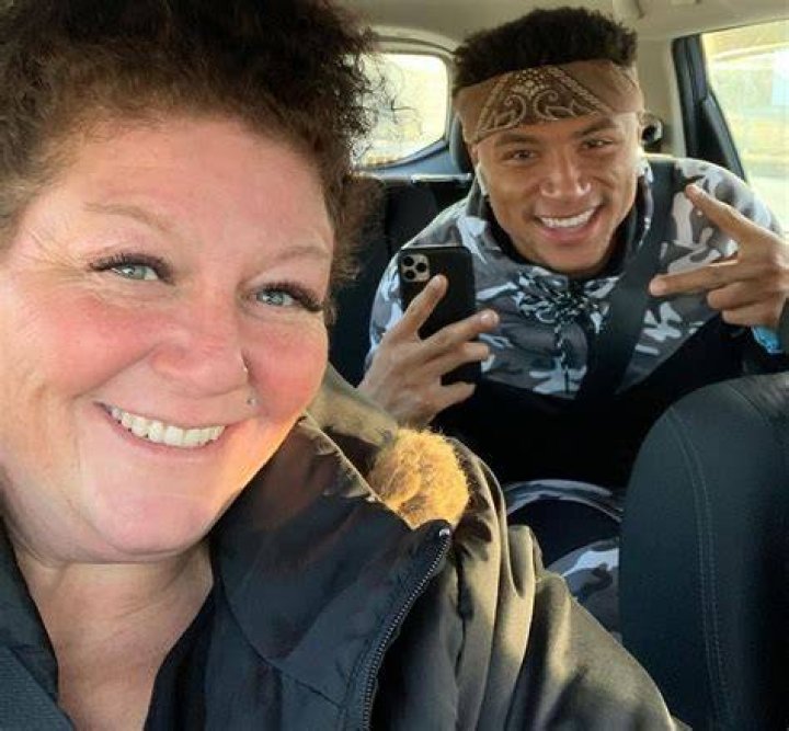 Chase DeMoor Parents, Father Charlie Mother Jennifer, Wikipedia And Age Details |