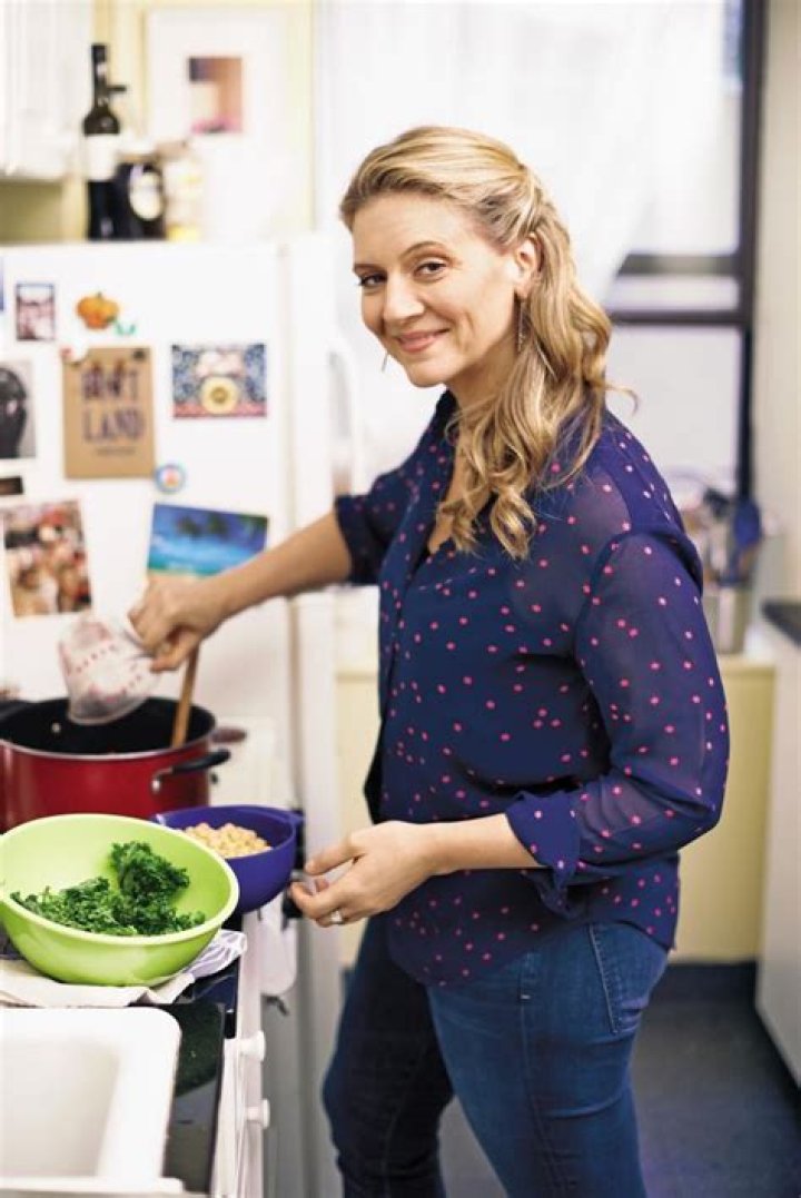 Chef Amanda Freitag to Open Rise & Thyme in the AT&T Discovery District