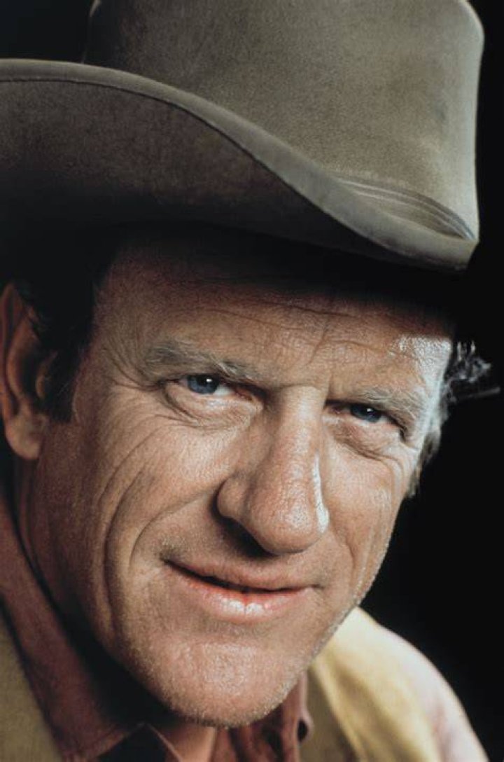 CHILD OF TELEVISION James Arness