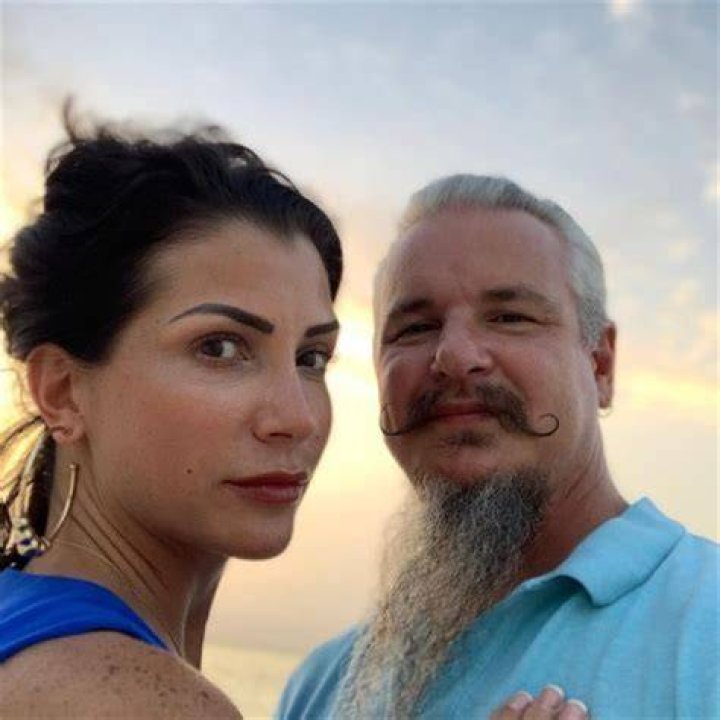 Chris Loesch Wiki Who Is NRA Spokeswoman Dana Loesch&rsquo;s Husband?