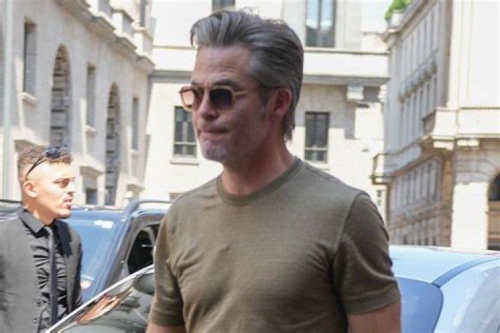 Chris Pine Makes a Style Statement by Going Barefoot in Milan During
