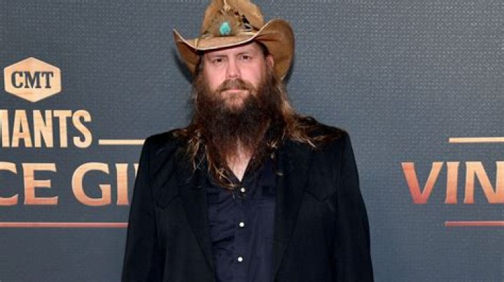 Chris Stapleton Steps Out With His Kids 98.5 KYGO