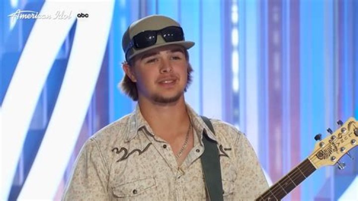 Colin Stough Wiki (American Idol), Biography, Age, Girlfriend, Parents
