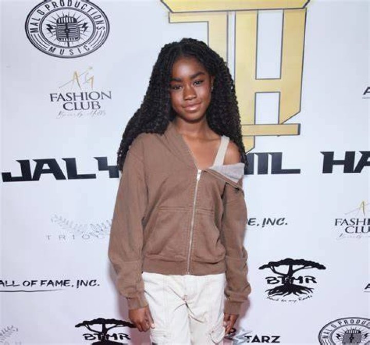 Dakota Tao BrooksWoodside; Wiki, Age, Parents, Birthday, Net Worth