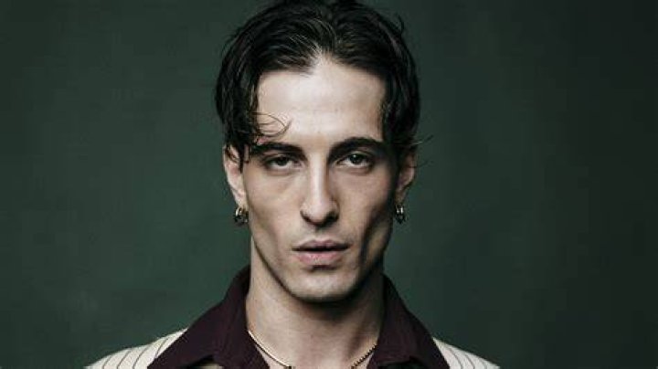 Damiano David of the Maneskin and Soleri holidays of love in
