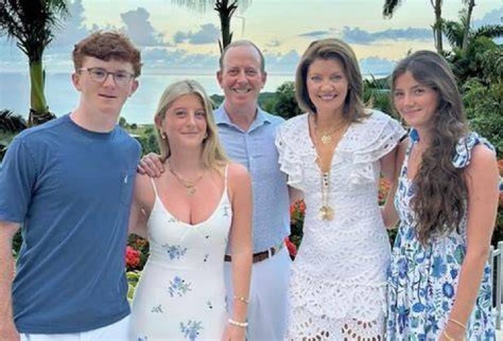 Dana Loesch Wiki, Wife, Daughter, Net Worth, Family, Salary, Married