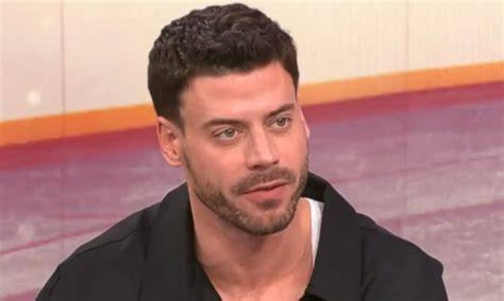 Dating Rumors, Xolo-dimitrov
