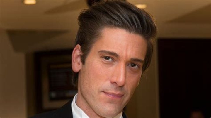 David Muir rushes out of 'Beirut' film's premiere to anchor show in Beirut