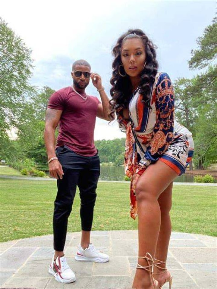 Devale Ellis age, wife, education, NFL, new house, YouTube, net worth
