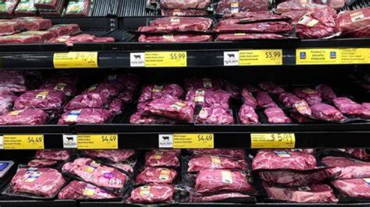 Does Aldi sell horse meat? ·