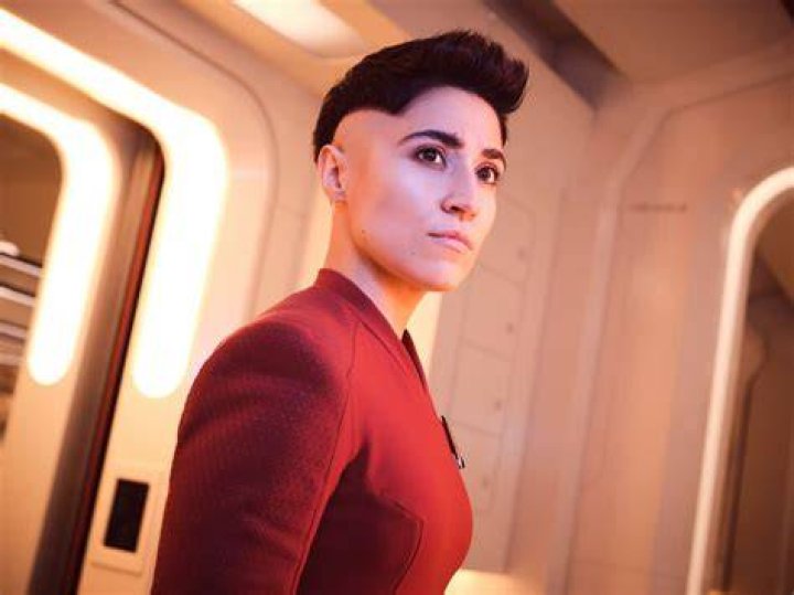 Does Star Trek Cast Melissa Navia Have A?
