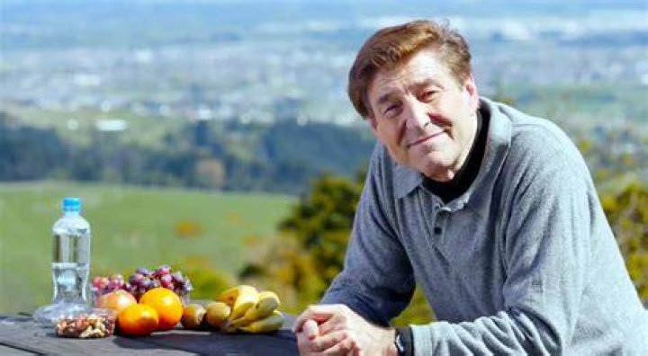 Dr Hans Diehl on the importance of changing your diet to improve your