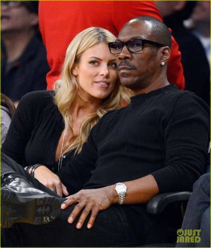 Eddie Murphy engaged to pregnant girlfriend Paige Butcher