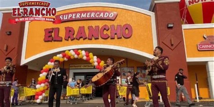 El Rancho Supermercado opens first Houston store in Greenspoint