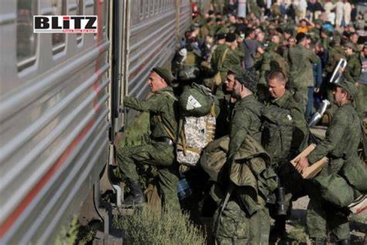 Eliminate the soldiers in the market