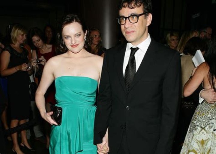 Elisabeth Moss&rsquo; Marriage to Fred Armisen The Handmaid&rsquo;s RealLife Tale